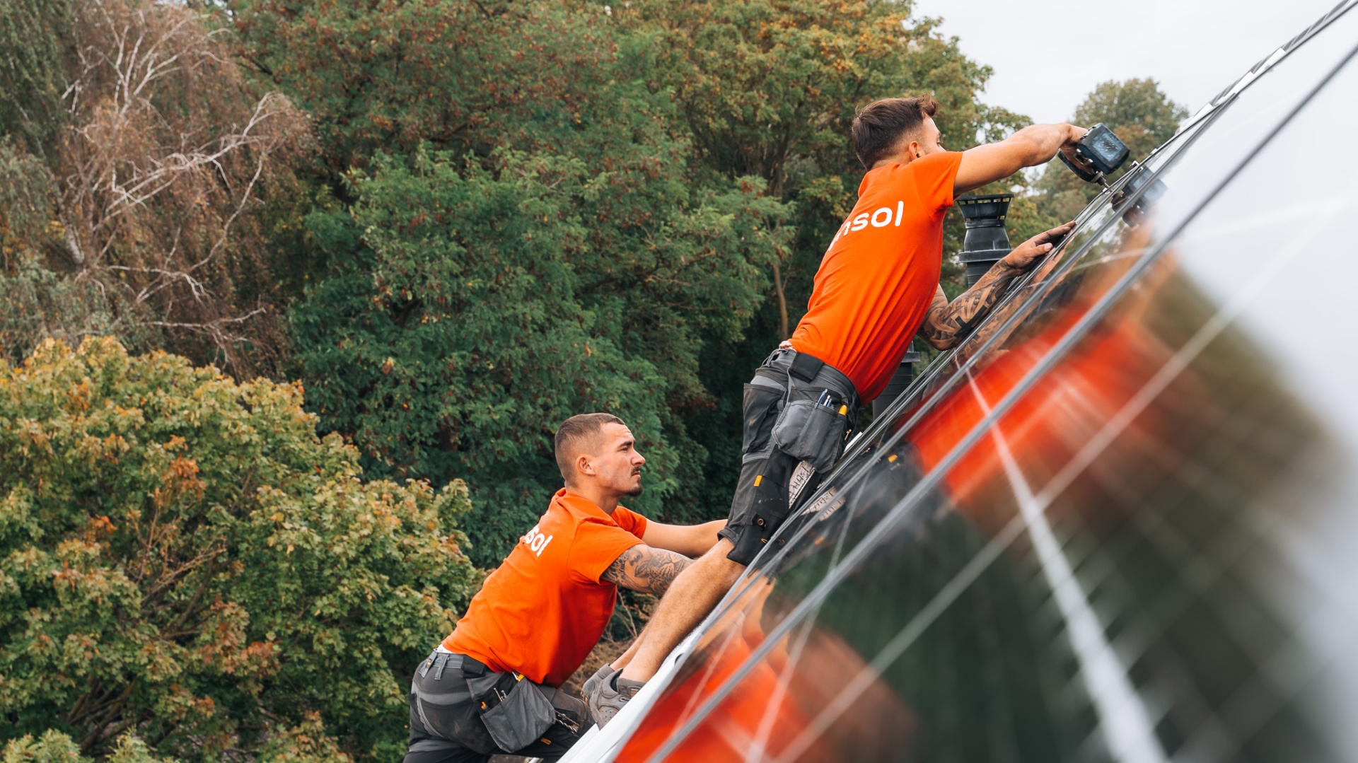 plaatsen van zonnepanelen